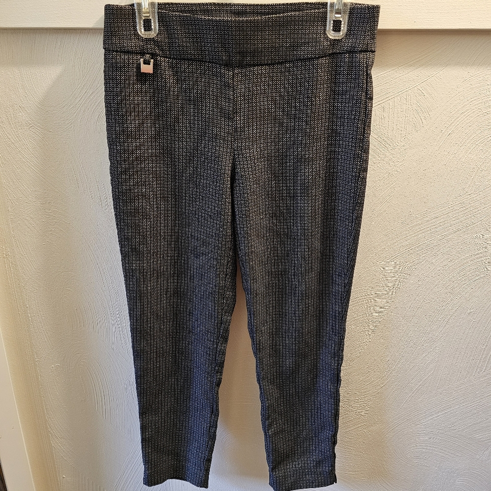 Women's Zoe & Phoebe Pull On Capri Pant - Size Petite Medium